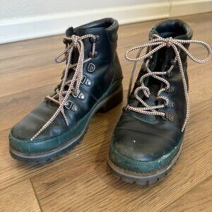 Chaco Boots Size 7